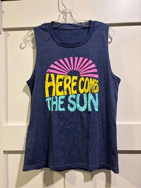 Here Comes The Sun Graphic Muscle Tank - Navy